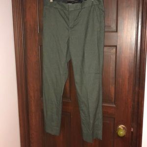 Women’s Fitted Cropped Pants